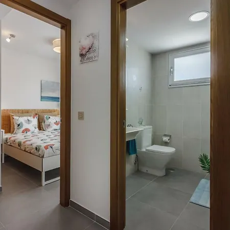 Calle Pizarro, Nº 8, El Medano غراناديا دي أبونا